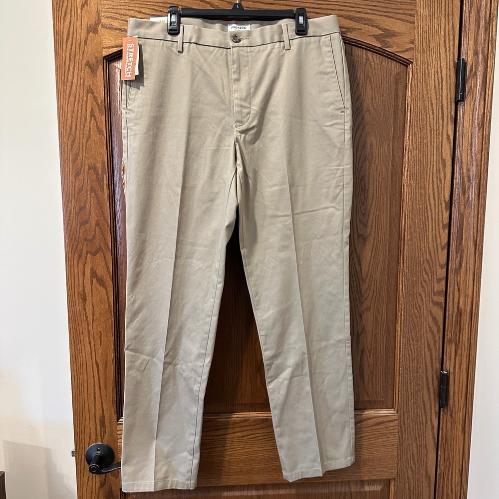 Dockers Signature Khaki Slim Tapered Fit Stretch‎ Performance Pants W36 L32